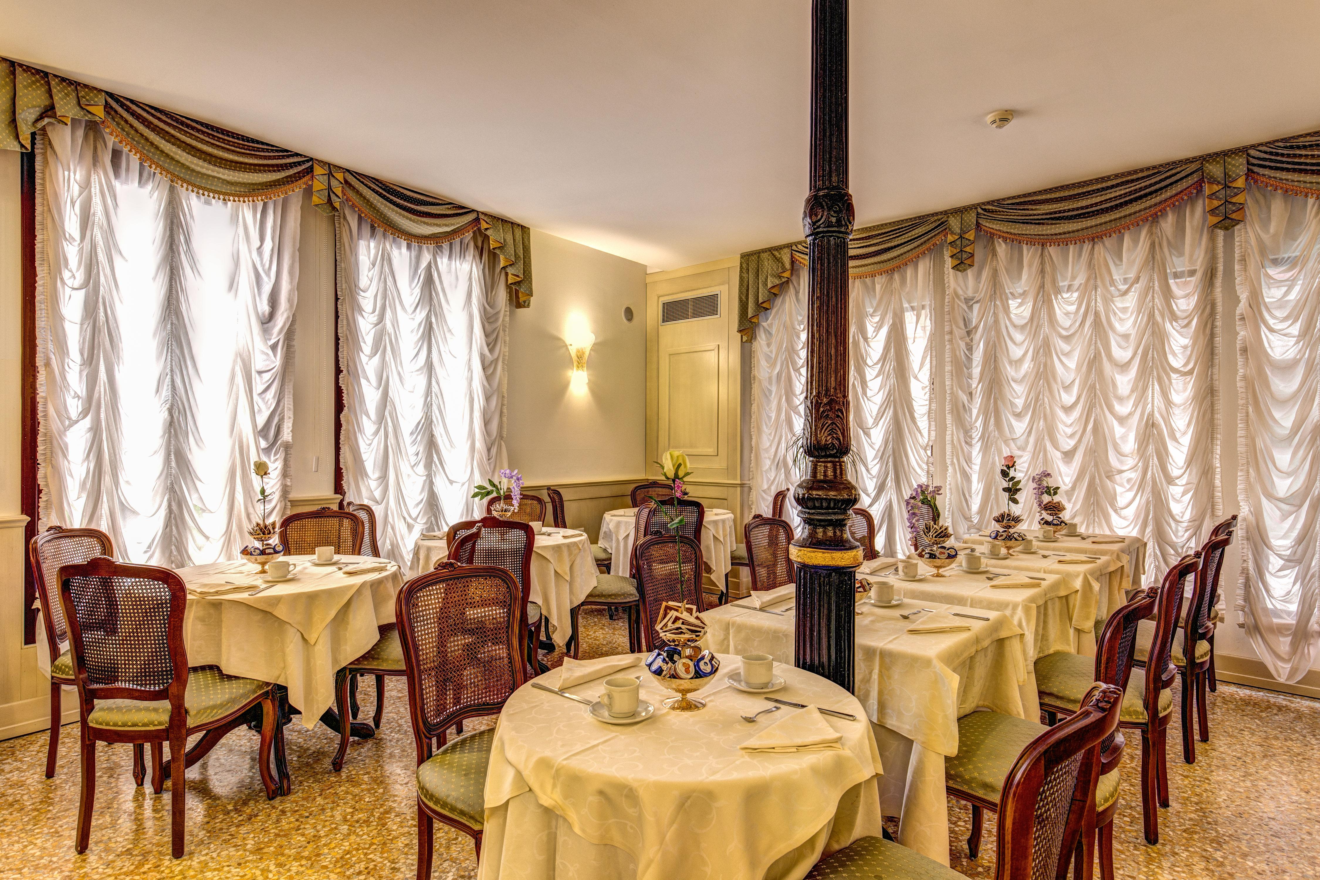 Hotel Bella Venezia מראה חיצוני תמונה